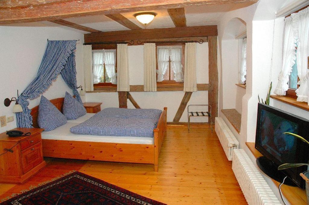 Tauberzell Landhaus Zum Falken מראה חיצוני תמונה