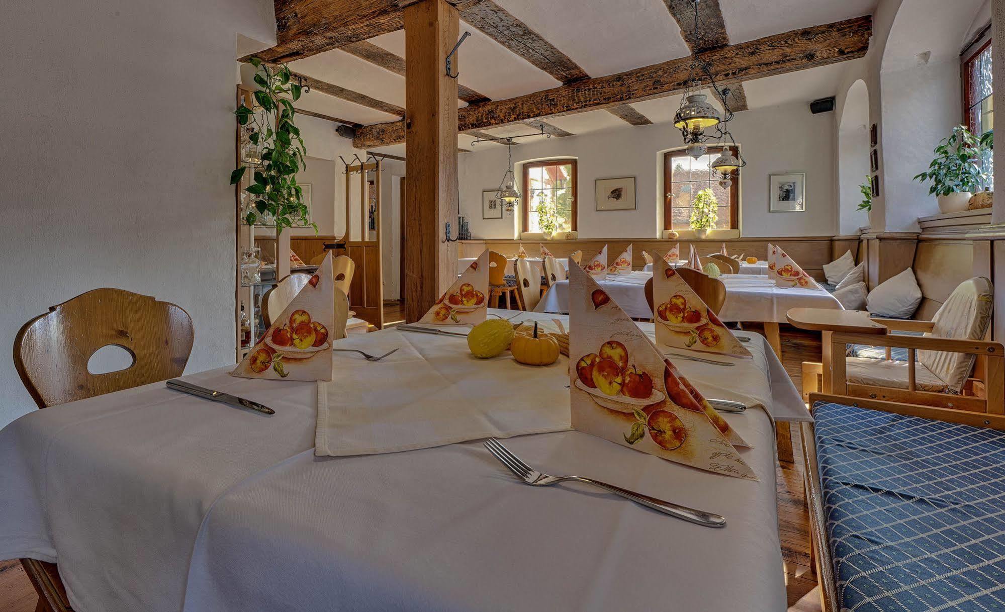 Tauberzell Landhaus Zum Falken מראה חיצוני תמונה